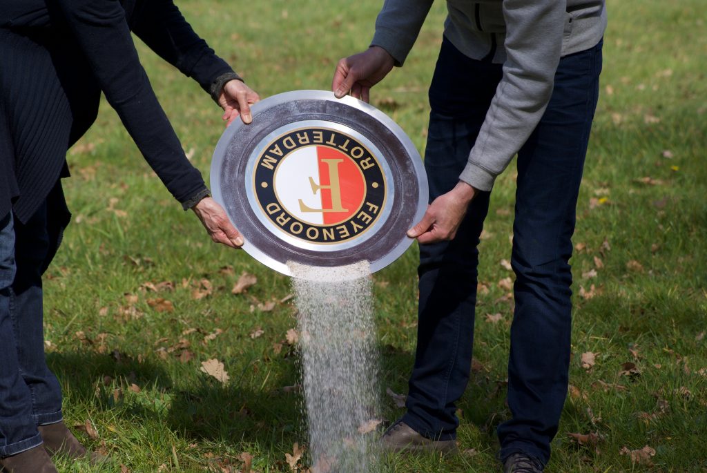Verstrooien met de Personal Memorial Cover `Feyenoord`