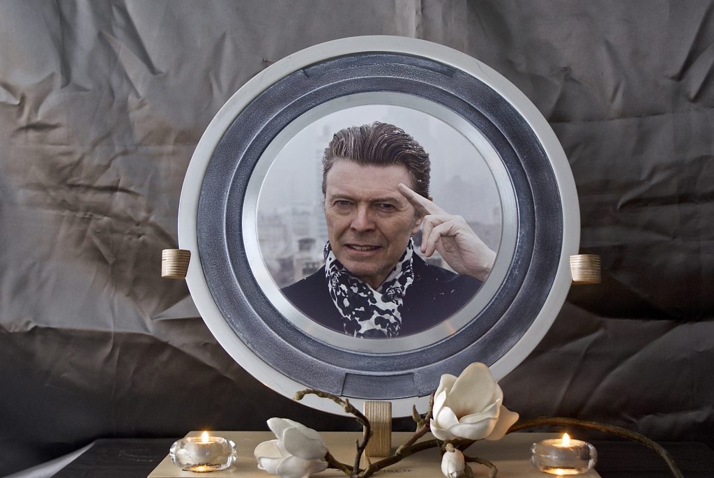 Personal Memorial Cover `David Bowie`
